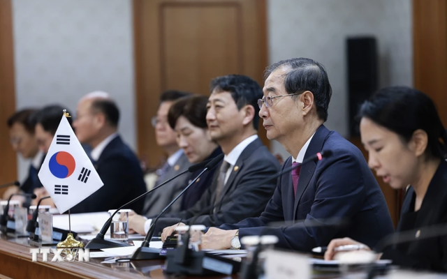 Thủ tướng Phạm Minh Chính và Thủ tướng Hàn Quốc Han Duck Soo ra Thông cáo báo chí chung- Ảnh 7.