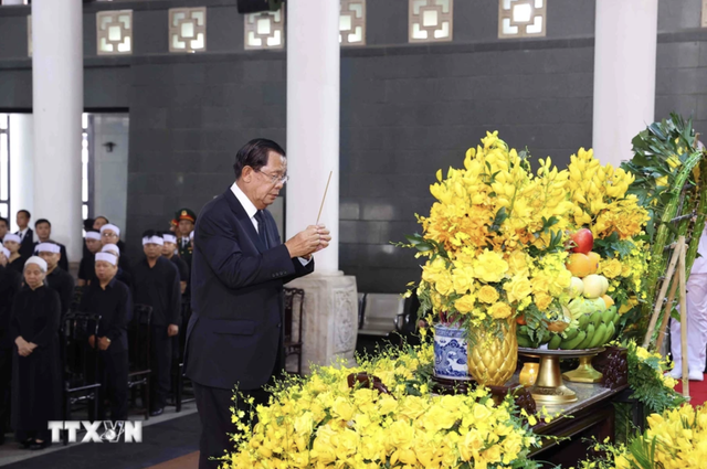 Chủ tịch CPP Hun Sen viếng Tổng Bí thư Nguyễn Phú Trọng- Ảnh 4.