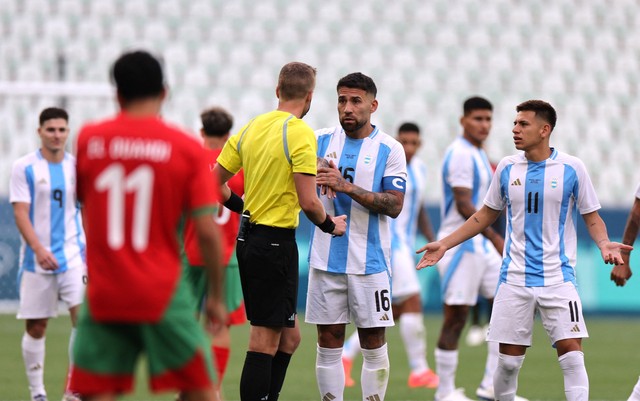 Bóng đá nam Olympic 2024: Argentina buộc phải thắng- Ảnh 1.