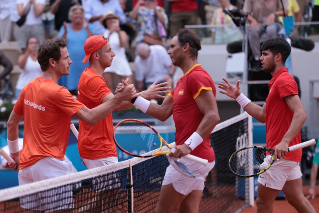 Olympic 2024: Nadal - Alcaraz giành vé đầu tiên vào tứ kết đôi nam- Ảnh 1.