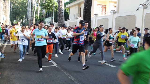 Chăm lo cho đoàn viên - lao động khó khăn - Ảnh 3.