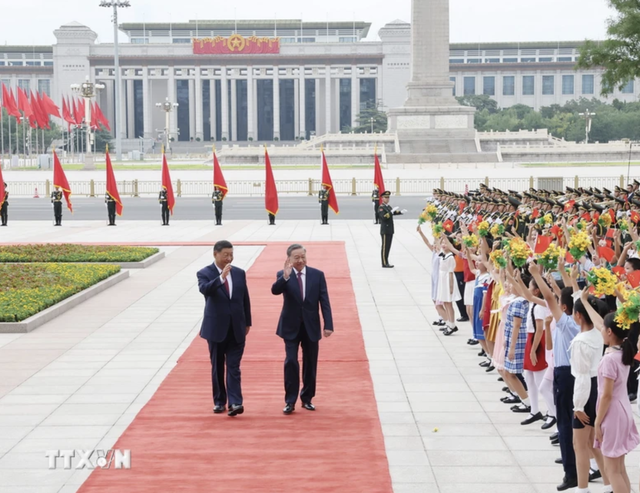 Trung Quốc bắn 21 phát đại bác chào mừng Tổng Bí thư, Chủ tịch nước Tô Lâm- Ảnh 7.