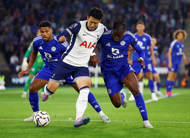 Leicester rượt đuổi, Tottenham mất điểm trận mở màn ở King Power- Ảnh 1.