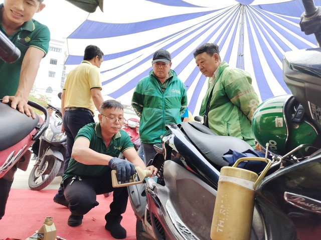 Công đoàn TP Hồ Chí Minh chi hàng trăm tỉ đồng chăm lo cho đoàn viên - lao động- Ảnh 2.