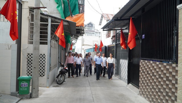 Cận cảnh loạt tuyến đường, hẻm tại quận 7 vừa được nâng cấp, chống ngập- Ảnh 3.