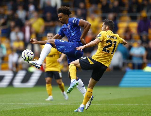 Madueke ghi 3 bàn trong 14 phút, Chelsea vùi dập Wolverhampton- Ảnh 1.