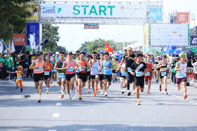 GreenUP Long An half-marathon 2024: Chạy phủ xanh 11.000 cây rừng nguyên sinh miền Trung- Ảnh 4.