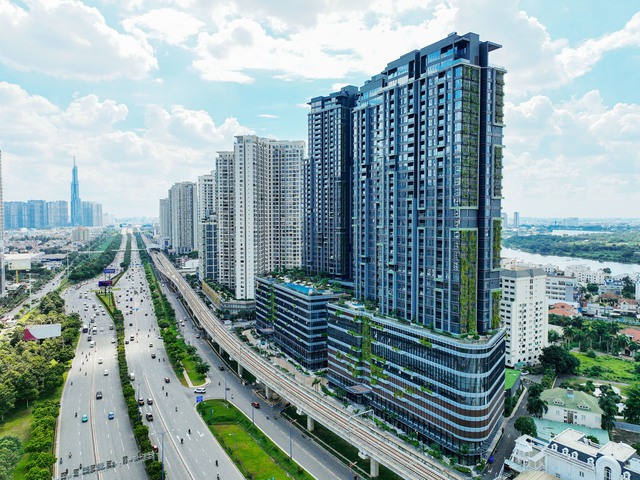 Masterise Homes bàn giao sổ hồng cho cư dân LUMIÈRE riverside theo đúng cam kết- Ảnh 2.