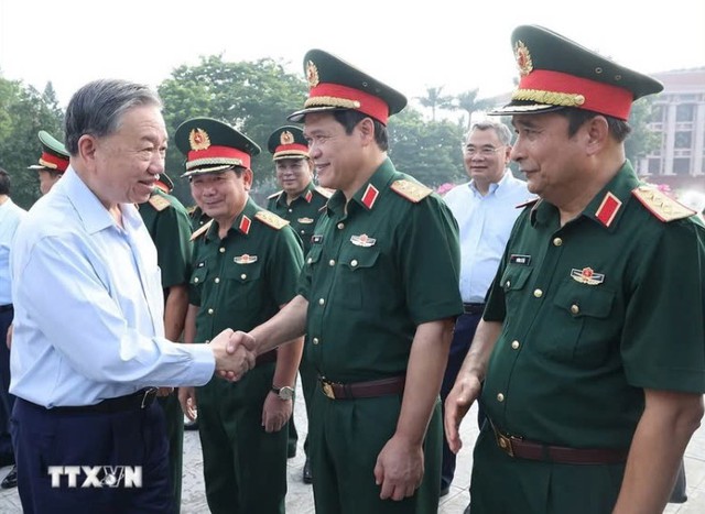 Tổng Bí thư, Chủ tịch nước Tô Lâm làm việc với Ban Thường vụ Quân ủy Trung ương- Ảnh 4.