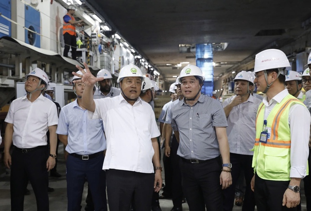 Metro Nhổn - ga Hà Nội chính thức vận hành đoạn trên cao, miễn phí 15 ngày đầu- Ảnh 1.