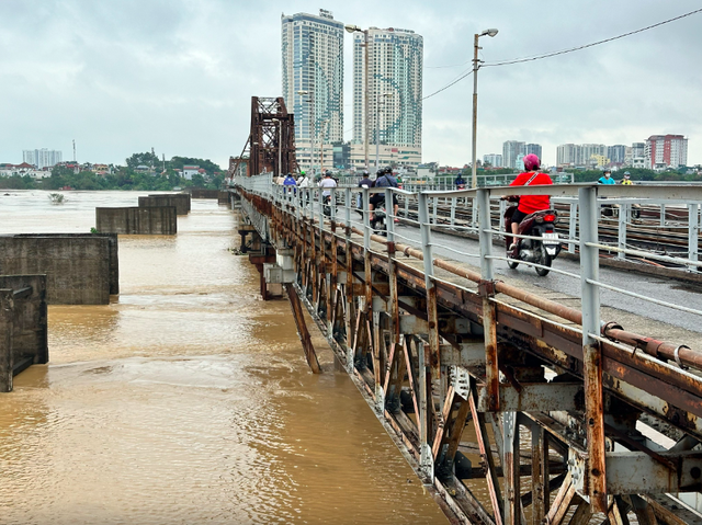 Hà Nội yêu cầu kiểm tra mức độ an toàn của các cầu- Ảnh 1.