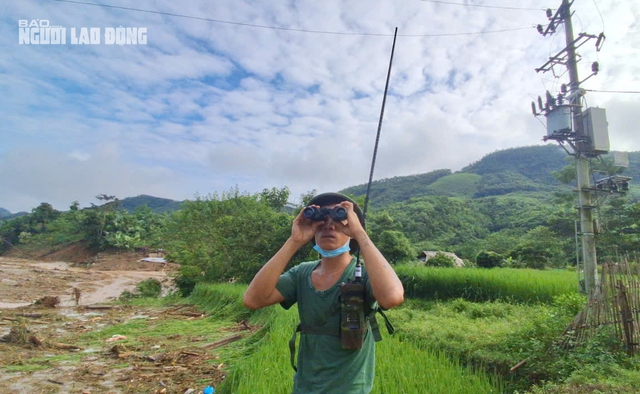 Vụ lũ quét gần 100 người chết, mất tích: Sử dụng chó nghiệp vụ, flycam trong tìm kiếm- Ảnh 10.