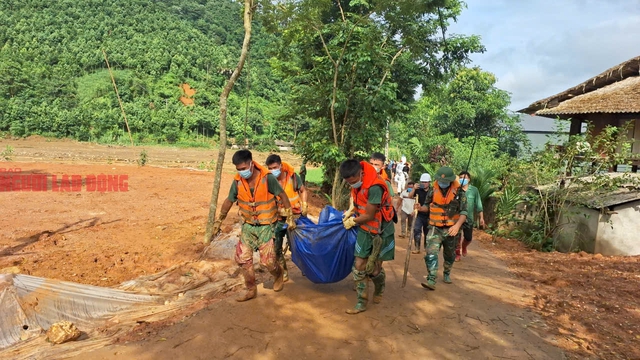 Đêm không ngủ ở Làng Nủ- Ảnh 4.