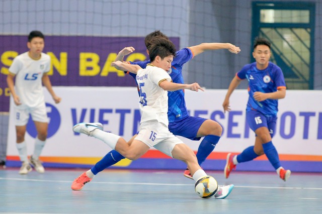 U20 futsal VĐQG: Xác định 2 cặp góp mặt ở bán kết- Ảnh 2.