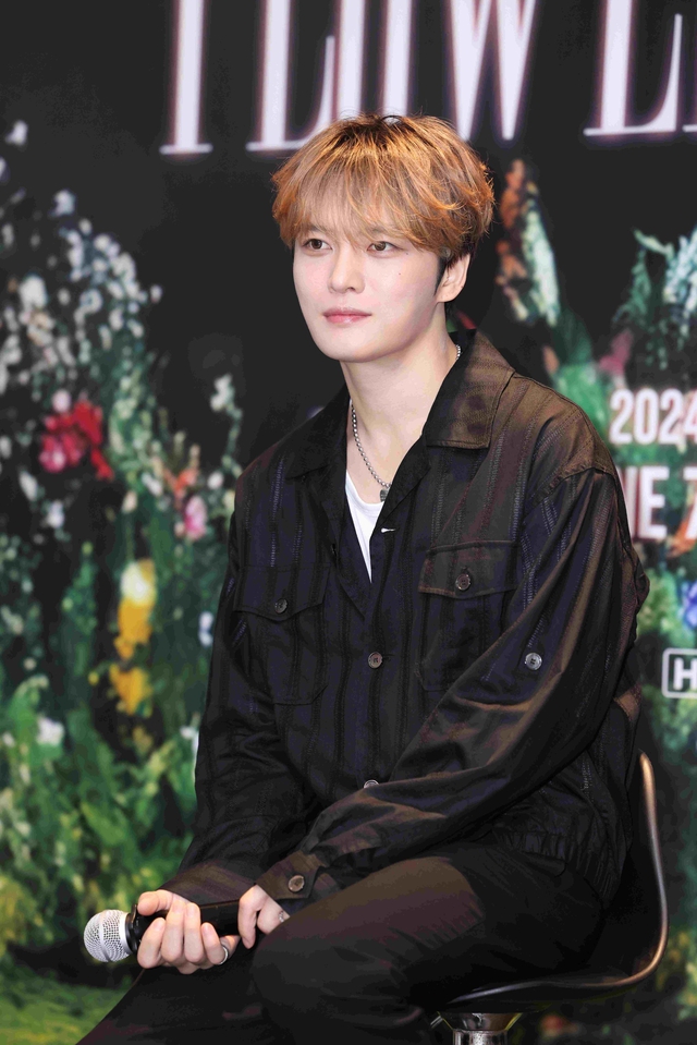 Trai đẹp Hàn Quốc Kim Jae Joong nói "Anh yêu em"

- Ảnh 2.