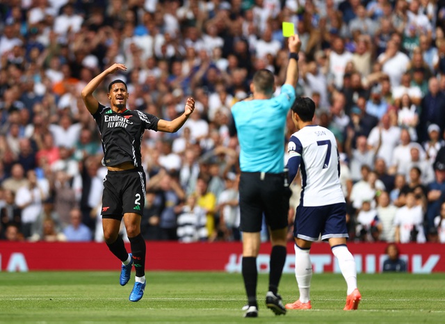 Tottenham "đá gấu" nhưng không cản được Arsenal- Ảnh 1.