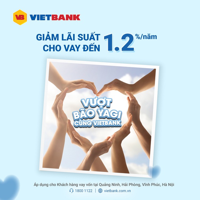 Tập thể Vietbank quyên góp hơn 700 triệu đồng trong 120 phút của lễ phát động kêu gọi ủng hộ đồng bào- Ảnh 3.