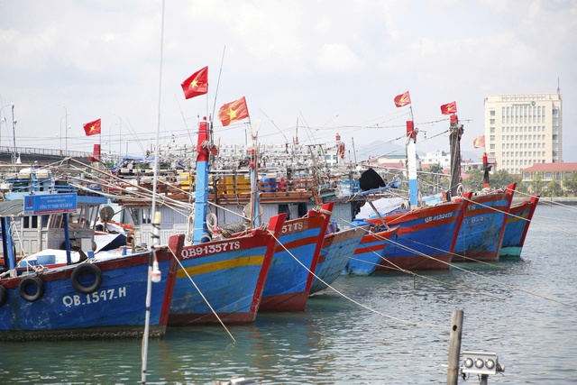 Tình hình miền Trung trước thời điểm bão số 4 đổ bộ - Ảnh 3.