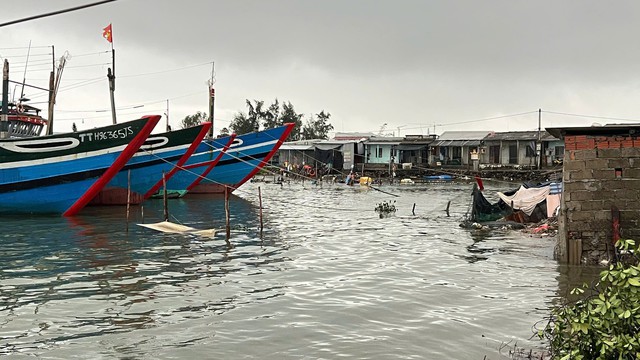 Tình hình miền Trung trước thời điểm bão số 4 đổ bộ - Ảnh 8.