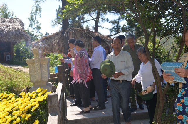 Phu nhân Đại tướng Võ Nguyên Giáp sẽ yên nghỉ tại Vũng Chùa - Đảo Yến- Ảnh 1.