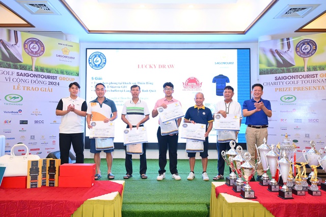 Ấm áp Giải Golf Saigontourist Group "Vì cộng đồng" lần thứ 18-2024- Ảnh 3.