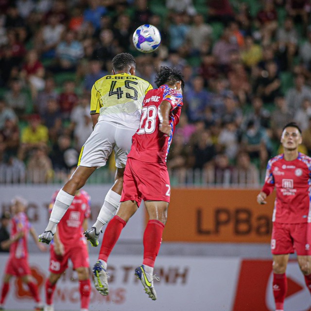 CLB TP Hồ Chí Minh đánh bại á quân V-League- Ảnh 1.