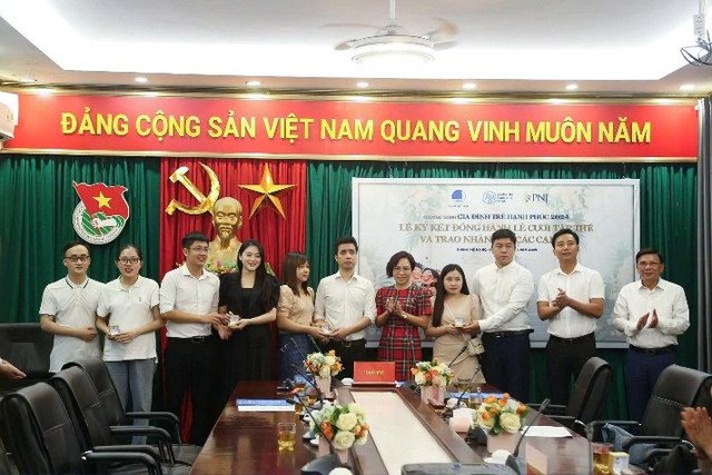 Gia đình trẻ hạnh phúc 2024: Chuỗi Lễ cưới tập thể và trao nhẫn cưới cho các cặp đôi khó khăn trên toàn quốc- Ảnh 6.