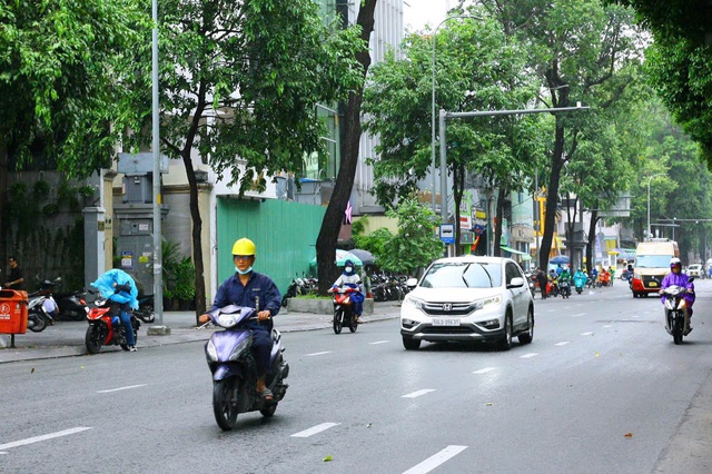 Thời tiết hôm nay 25-9: TP HCM và Nam Bộ ngày nắng, chiều tối và đêm mưa rào- Ảnh 1.