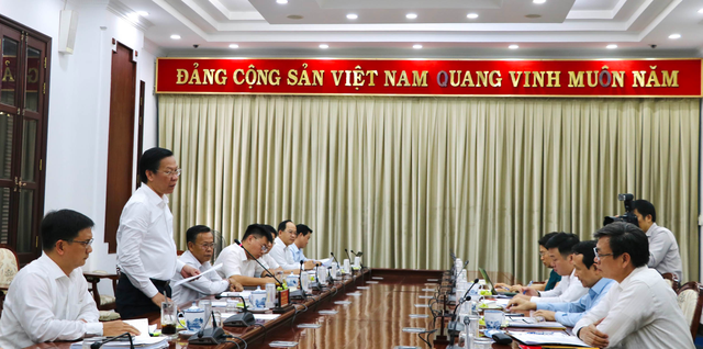 Ban Kinh tế Trung ương giám sát việc thực hiện Nghị quyết 31 tại TP HCM- Ảnh 1.