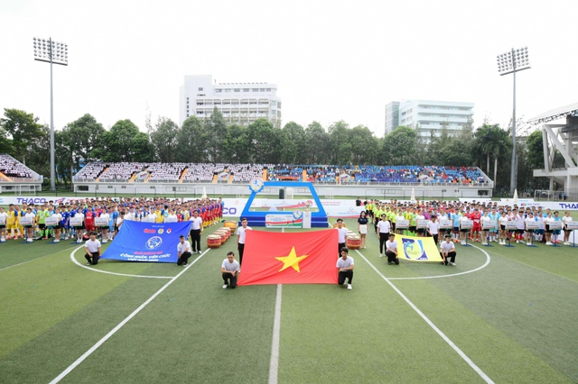 Sôi động vòng loại Giải bóng đá công nhân, viên chức Việt Nam- Ảnh 1.