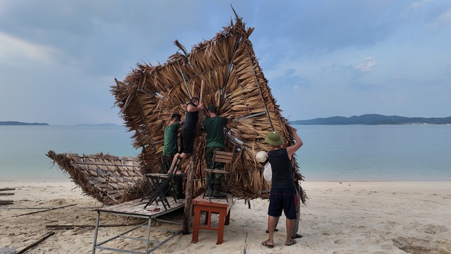 Hối hả chống siêu bão Yagi tại đảo tiền tiêu Cô Tô- Ảnh 6.