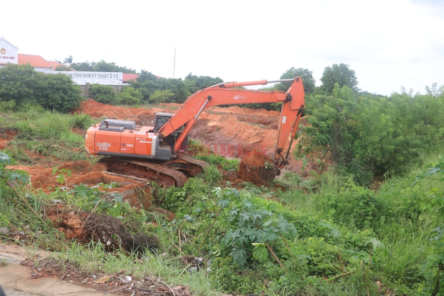 Bình Thuận lên phương án khẩn ứng phó lũ cát đỏ - Ảnh 3.