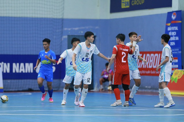 Futsal U20 Quốc gia: Đạt Vĩnh Tiến giành ngôi đầu từ tay Sahako- Ảnh 2.