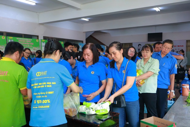 Đồng hành với đoàn viên - lao động- Ảnh 3.