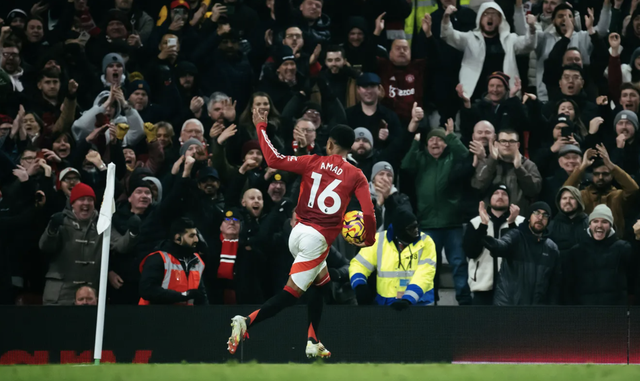 Amad Diallo lập hat-trick trong 12 phút, Man United ngược dòng hạ Southampton- Ảnh 7.