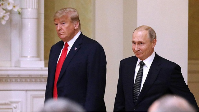 Tổng thống đắc cử Mỹ Donald Trump ám chỉ ông sẵn sàng gặp Tổng thống Putin "rất nhanh" sau lễ nhậm chức vào ngày 20-1. Ảnh: Bloomberg