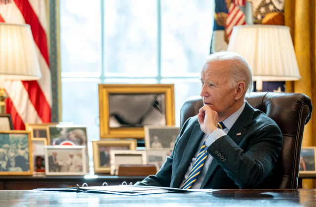 Tổng thống Mỹ Joe Biden ân xá hàng loạt trước giờ G- Ảnh 1.