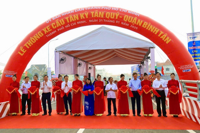 TP HCM: Thông xe cầu Tân Kỳ Tân Quý - Ảnh 9.