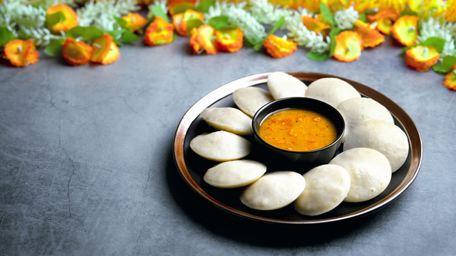 Bánh gạo Idli của Ấn Độ. Ảnh: patelbros.com