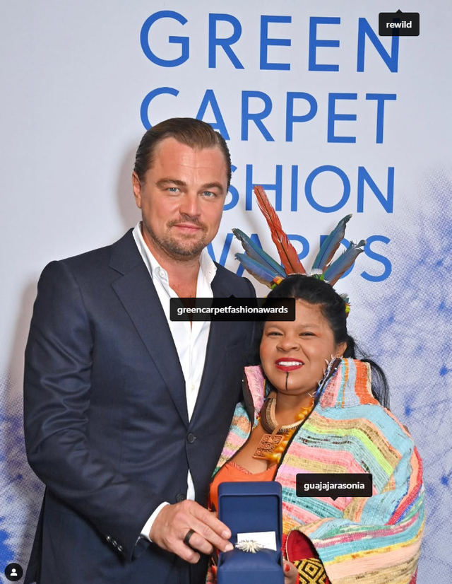 Ngôi sao nổi tiếng Hollywood Leonardo DiCaprio (trái) tại sự kiện "The Green Carpet Fashion Awards 2024". Ảnh: Green Energy News