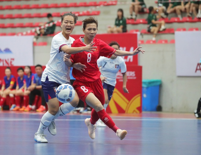 Tuổi 37 lang thang cùng futsal của Trần Thị Thùy Trang- Ảnh 1.