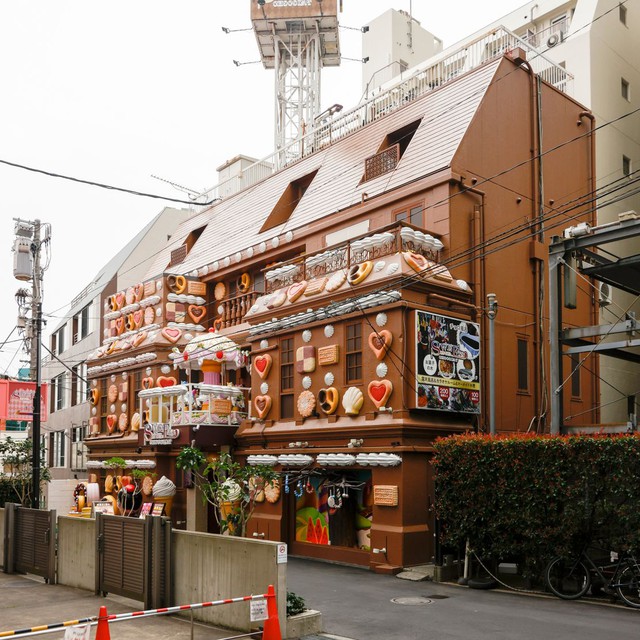 Khách sạn Sweets theo chủ đề kẹo ngọt ở khu Shibuya thuộc trung tâm TP Tokyo. Ảnh: Francois Prost