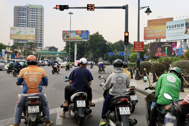 Giao lộ Hoàng Văn Thụ - Phan Thúc Duyện. Ảnh: NGỌC QUÝ