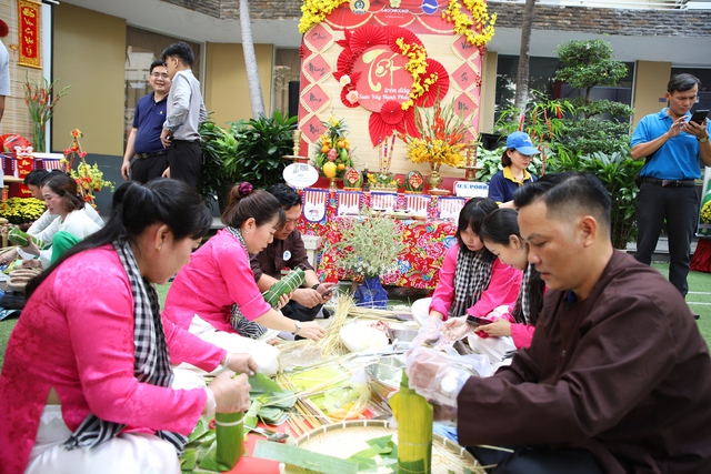 Hội thi Gói bánh cổ truyền "Xuân gắn kết - Tết sẻ chia"- Ảnh 2.