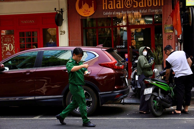 Thu phí "lụi" ô tô ở TP HCM: Góc khuất nào còn tồn tại?- Ảnh 4.