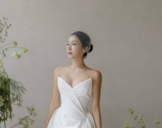 "Cô dâu Hà Nội" Kim Ok-bin sắp lên xe hoa- Ảnh 2. "Cô dâu Hà Nội" Kim Ok-bin sắp lên xe hoa- Ảnh 2.