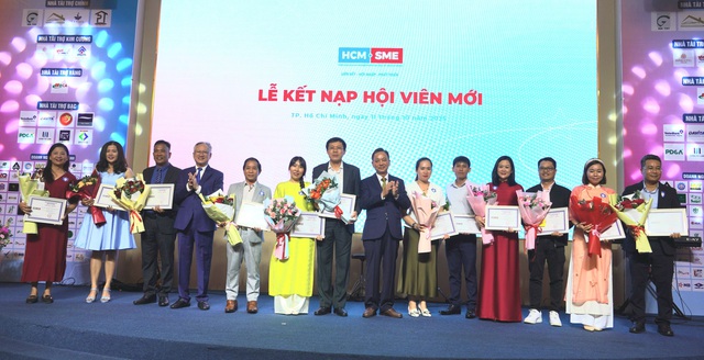 Hiệp hội Doanh nghiệp nhỏ và vừa TP HCM kỷ niệm 21 năm Ngày Doanh nhân Việt Nam - Ảnh 2.