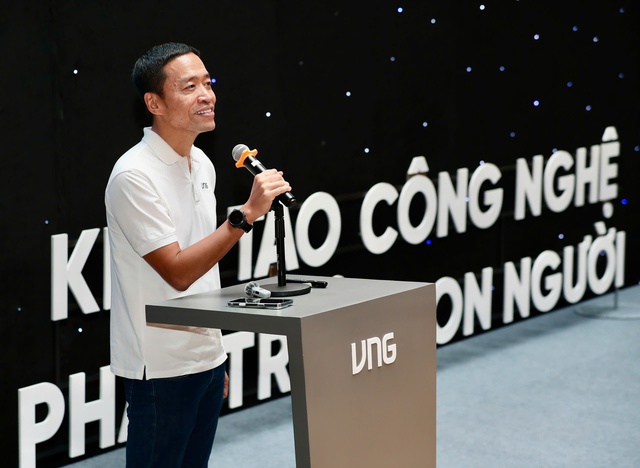 Đại biểu dự Đại hội Đảng bộ TP HCM tham quan trụ sở "kỳ lân" công nghệ VNG - Ảnh 5.