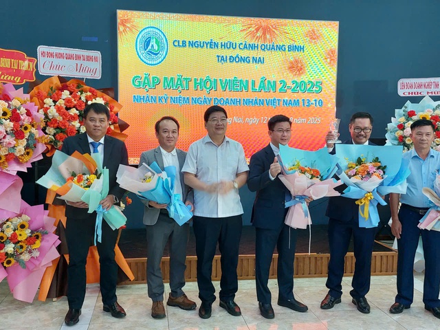 Câu lạc bộ Nguyễn Hữu Cảnh tại Đồng Nai kỷ niệm ngày doanh nhân Việt Nam - Ảnh 1. Câu lạc bộ Nguyễn Hữu Cảnh tại Đồng Nai kỷ niệm ngày doanh nhân Việt Nam - Ảnh 1.