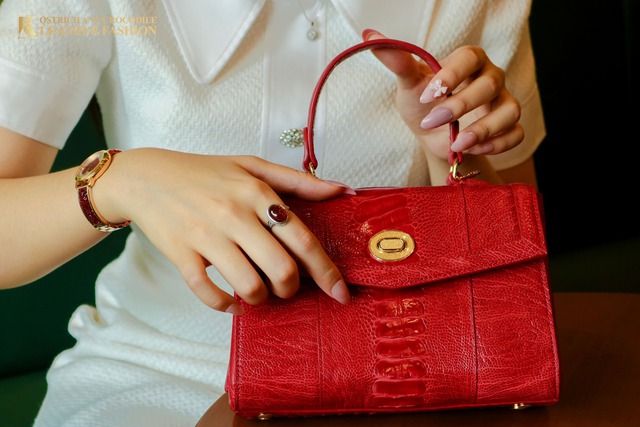 Thời trang da đà điểu, cá sấu Khatoco: Tôn vinh phái đẹp bằng vẻ đẹp vượt thời gian - Ảnh 5.